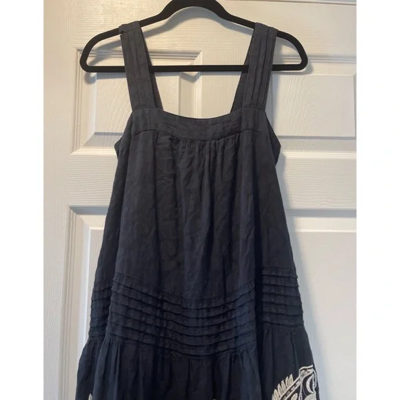 Felicity Embroidered Maxi
Dress - Picture 5 of 7